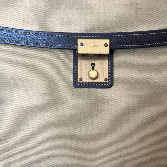Vintage Gucci tan portfolio clutch - Picture 5 of 6